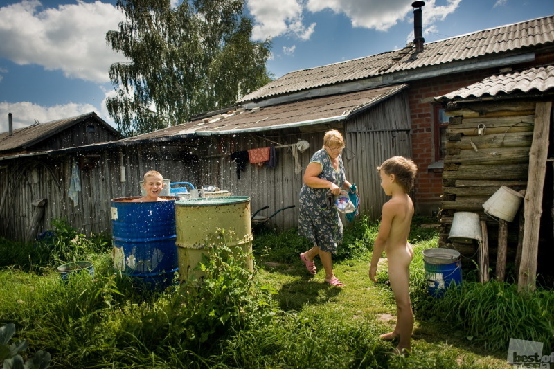 Русская голая бабушка в деревне- обнаженные фото зрелых