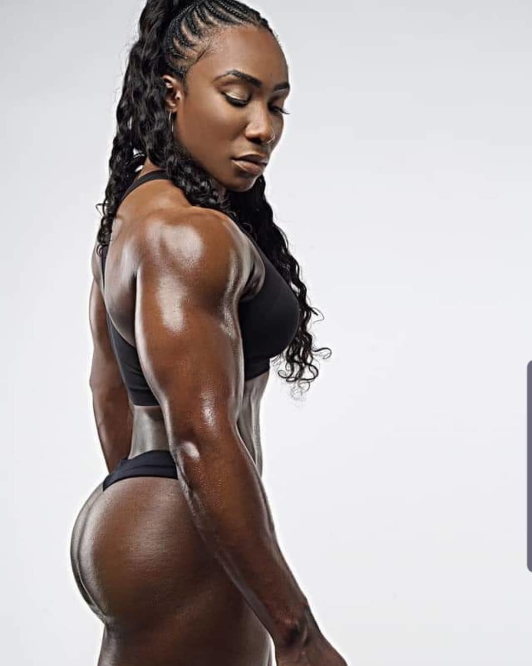 Фаллоимитатор Негритянки