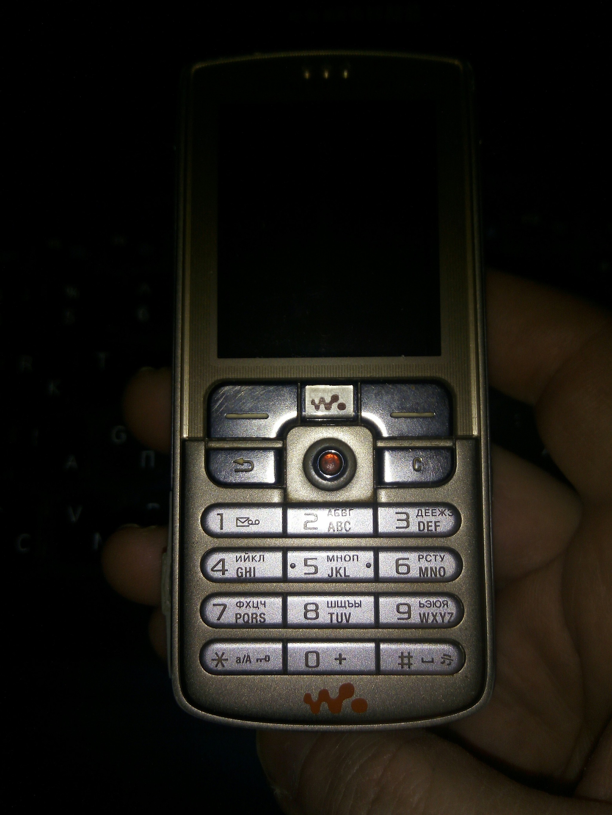 Sony Ericsson W880i | Пикабу