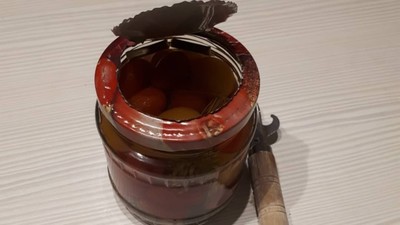 1541529661133915214 Как открыть канистру с маслом