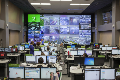 1572690113119424300 как переключить светофор с телефона