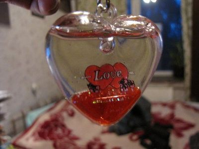 1599952117560818297 для чего брелок на ключи