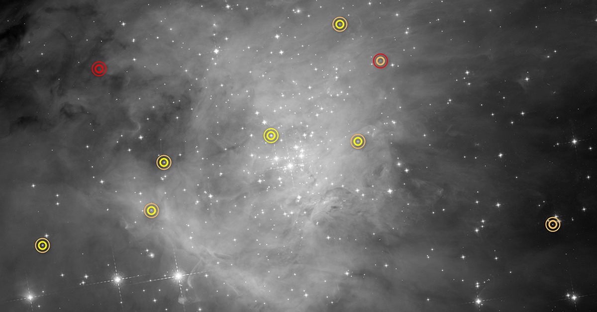 Звезды тет. Тета¹ Ориона c. Сатурн в телескоп Хаббл без обработки. Звезда тета лупи.