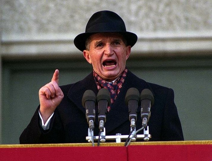 A short story about the 1989 revolution in Romania and the overthrow of Nicolae Ceausescu. - Nicolae Ceausescu, Romania, Story, Dictator, Politics, Longpost