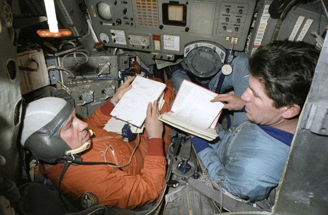 About the space pen and pencil - Pen, Space, Made in USSR, USA, NASA, Longpost, Technologies, Космонавты