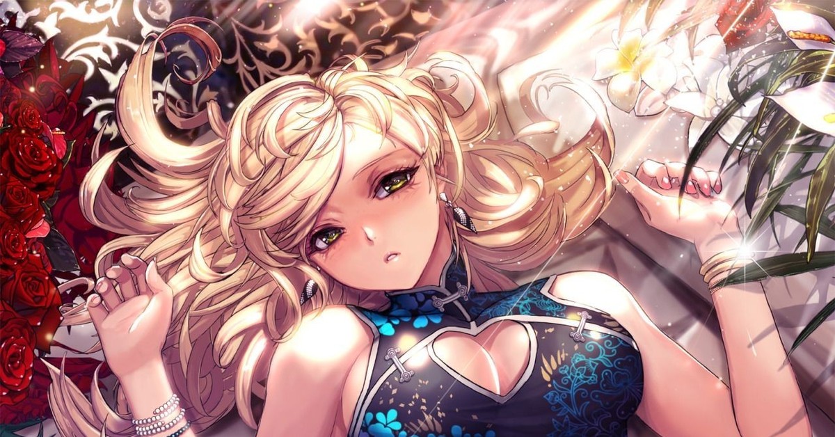 Anime blonde woman