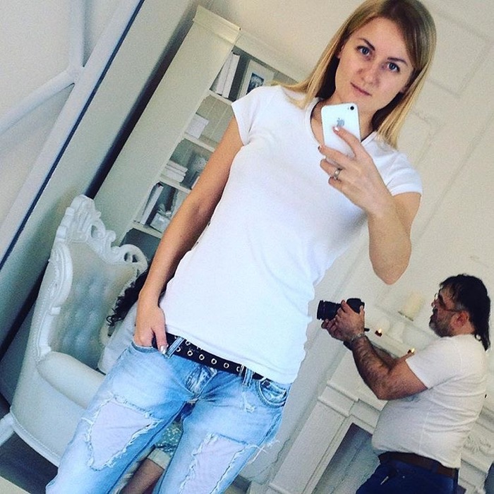 About jeans with holes. - My, cat, Jeans, Ripped jeans, Cloth, Selfie, Longpost