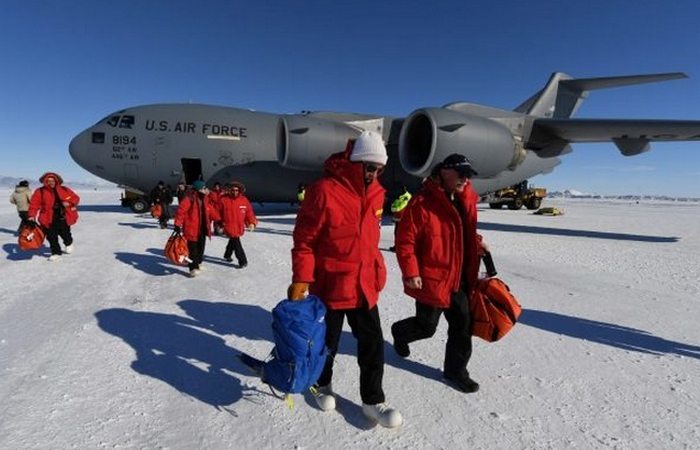Полет над антарктикой