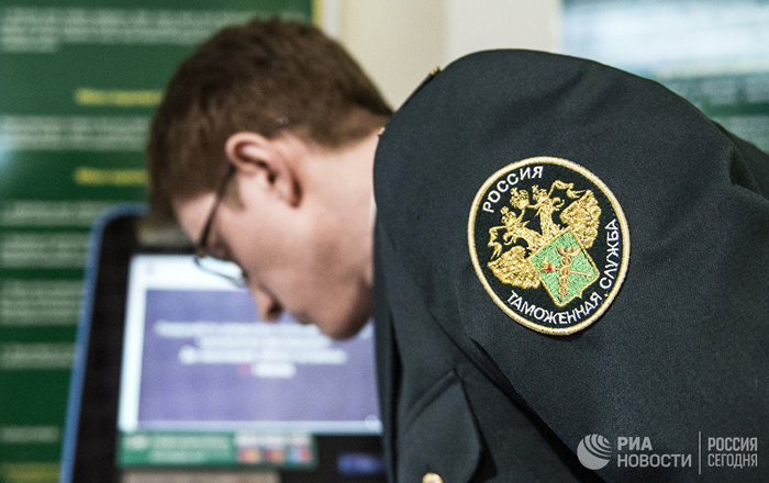 Customs officers tightened control over purchases of Russians abroad, media write - Customs, , Purchase, Tax Return, Finance