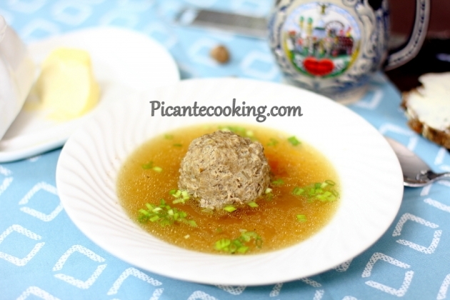 Bavarian soup with liver dumplings (Leberknodelsuppe) - Food, Recipe, Cooking, Germany, Soup, Liver, Dumplings, Culinary round-the-world, Video, Longpost