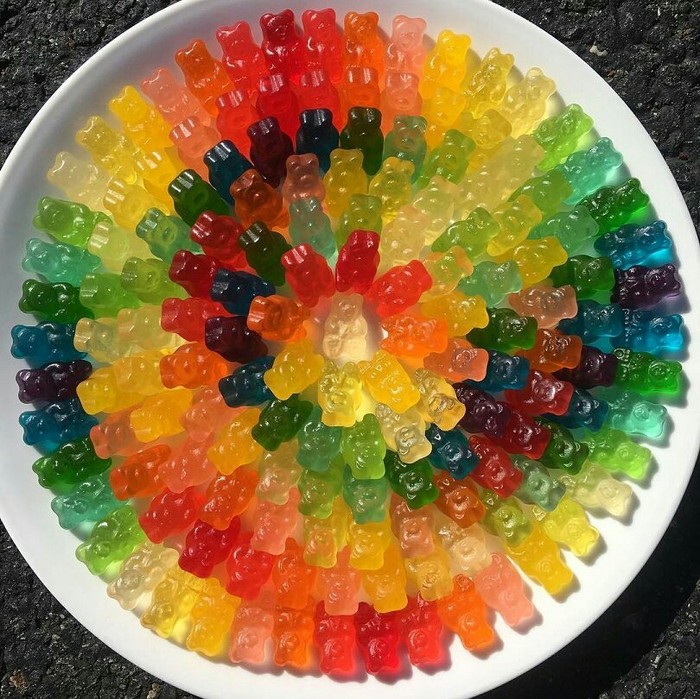 Mouse pleasure. - Gummy bears, Bears, Perfectionism, A circle