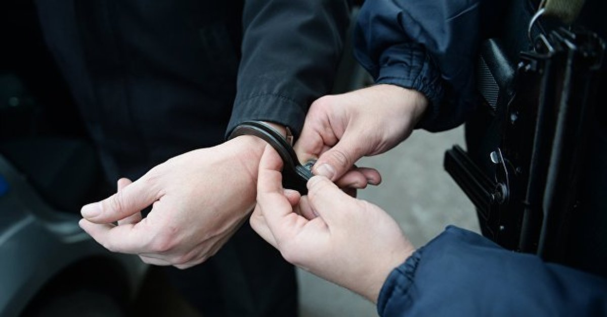 Рон свонсон. Что это когда подозревают в. Что это когда подозревают в. Подозрение в измене. Что это когда подозревают в.