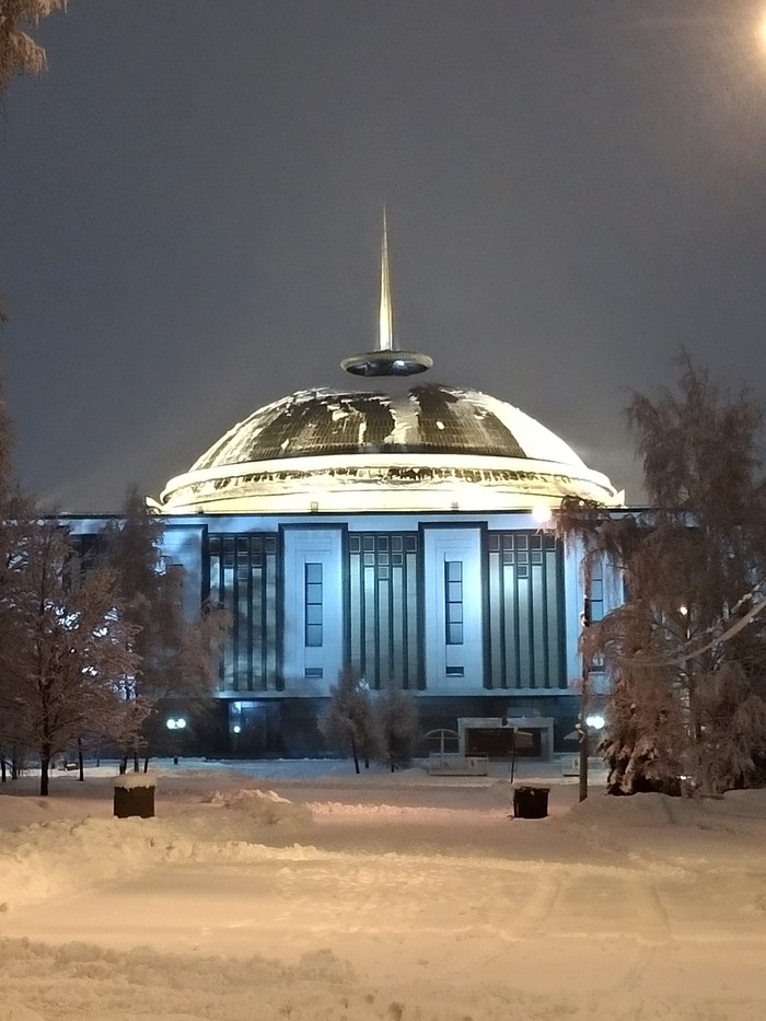 Решили после пьянки развеяться с другом прогулкой по Парку Победы, а тут... - Моё, Снег, Москва, Моё, Парк Победы, Белка, Алкоголь, Фотография, Красивое