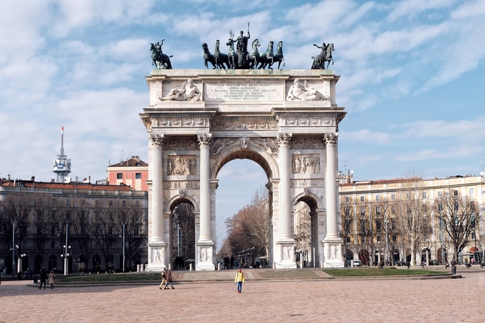 Arco della Pace:       , , , , , , 