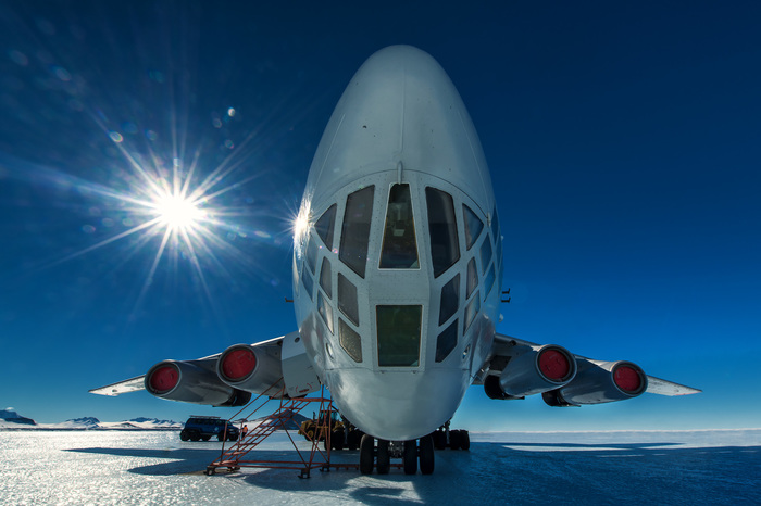 How tourists are brought to Antarctica - Antarctica, Delivery, Logistics, Airplane, Satellite Communications, Sergey Dolya, Livejournal, Not mine, Longpost