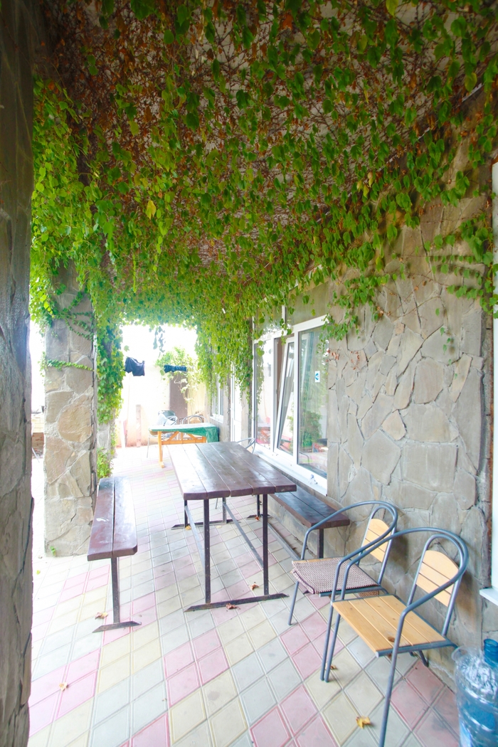 Golubitskaya, courtyard of Alena Guest House - Golubitskaya, Azov sea, , Courtyard, Summer, Sea