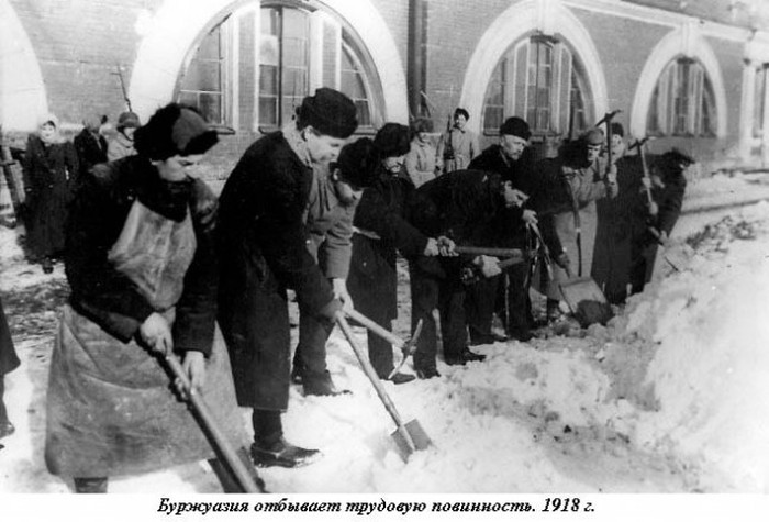 Методы уборки снега: тогда vs сейчас - Моё, Снег, Уборка снега, Лопата, Дореволюционная уборка снега, Москва, Было-Стало, Снегопад, Снегоуборочная техника, Длиннопост