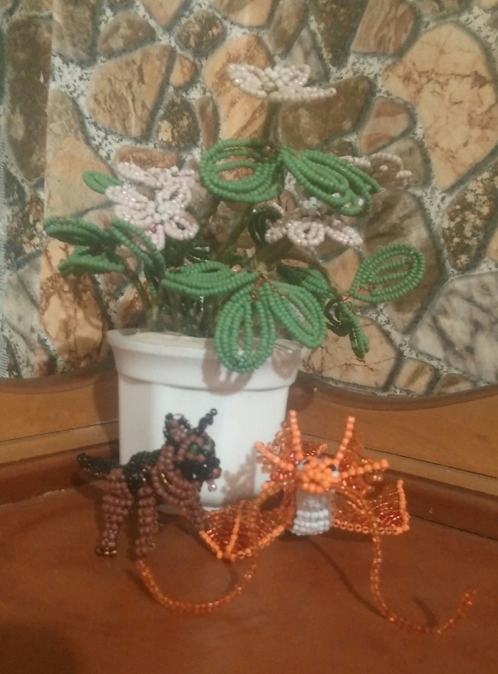 beaded beasts - Beads, Dog, Flowers, Needlework without process