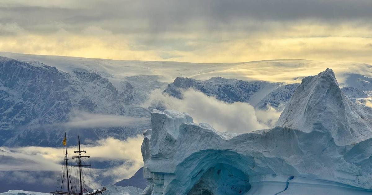 В середине 20 века антарктида для многих. Гренландия (остров). Скорсби Китобой. Скорсби Фьорд. Скорсби (залив).