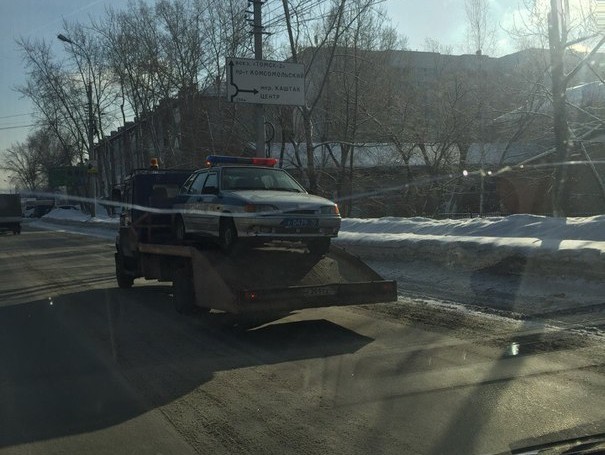 The law is the same for everyone :) - Traffic police, Law, Tow truck, Tomsk