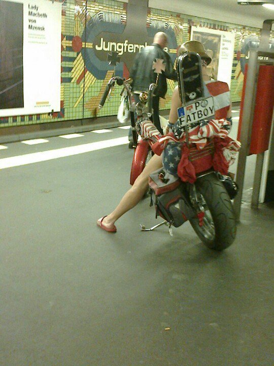 When you save on fuel - Berlin, Interesting, Motorcycles, , Bikers, The photo, Moto, Metro, Motorcyclists