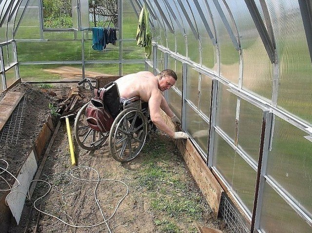 Показалось...