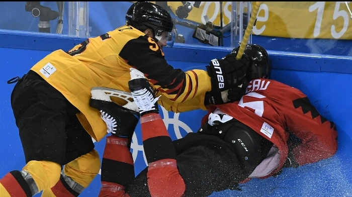 Stamped on board - Hockey, Olympiad, Germany, Canada, Board, Collision