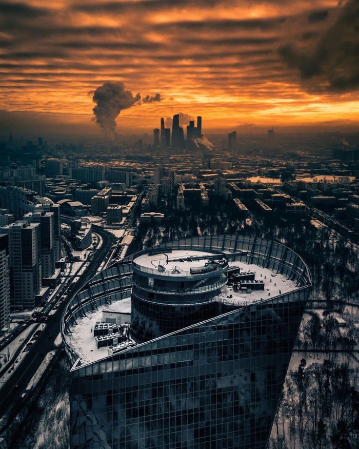 From the Internet, it really looks like Mordor - Moscow City, Moscow, The photo