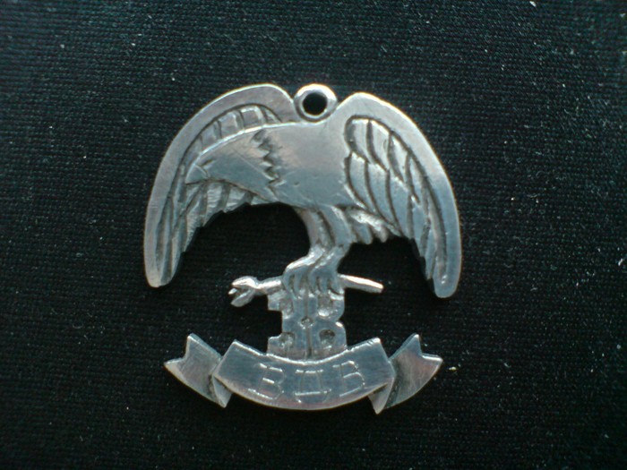 Значок из алюминия