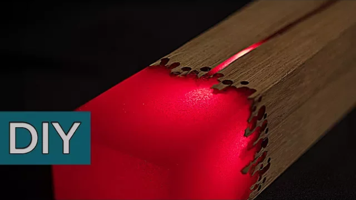 Лампа из эпоксидной смолы стоимостью 1100€