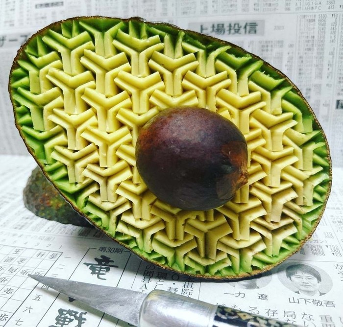When you have an avocado and a lot of free time. - Avocado, , Patterns, Carving