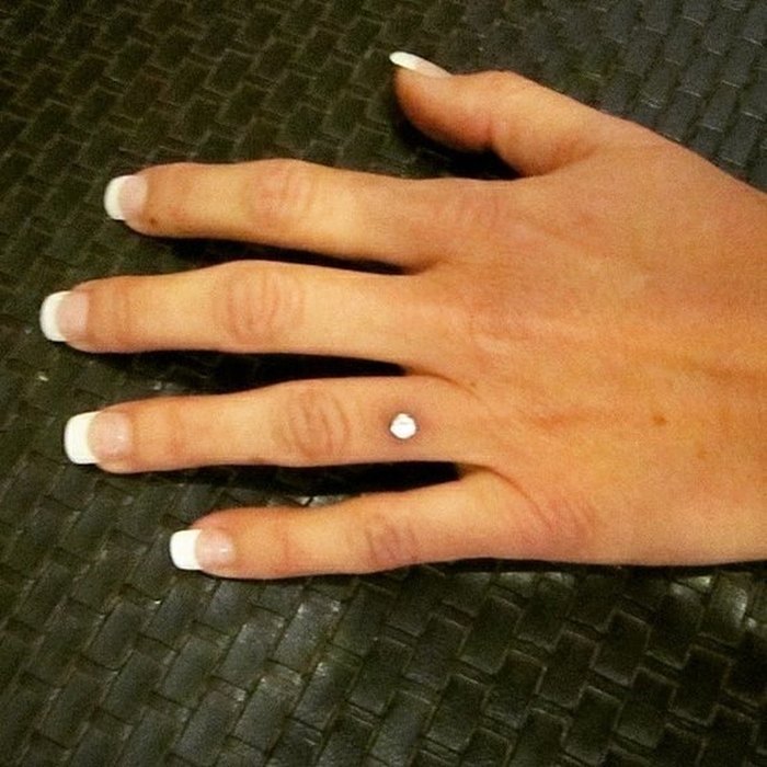 Finger piercing - a new way to wear diamonds ;) - Piercing, Fashion, Longpost