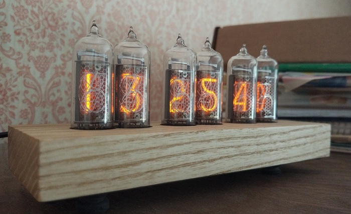 Another Nixie watch with 6 IN-14 lamps - My, Nixie, Lamp clock, Nixie clock, Лампа, Longpost