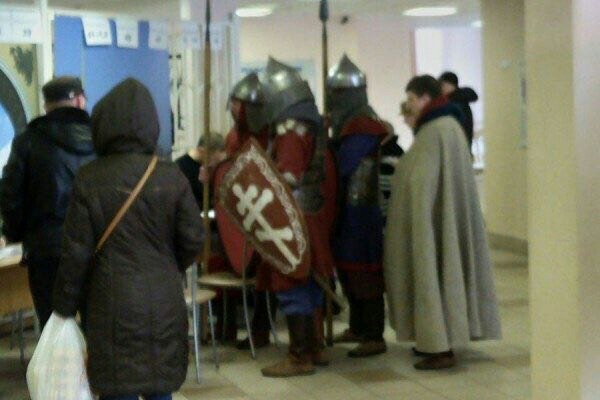 For the crusades! - Mash, Elections, Politics, The photo, Knight, Knights