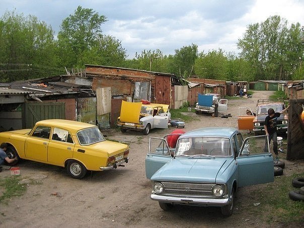 Men's club of the USSR. - The photo, Retro, Garage, Auto, Moskvich, the USSR