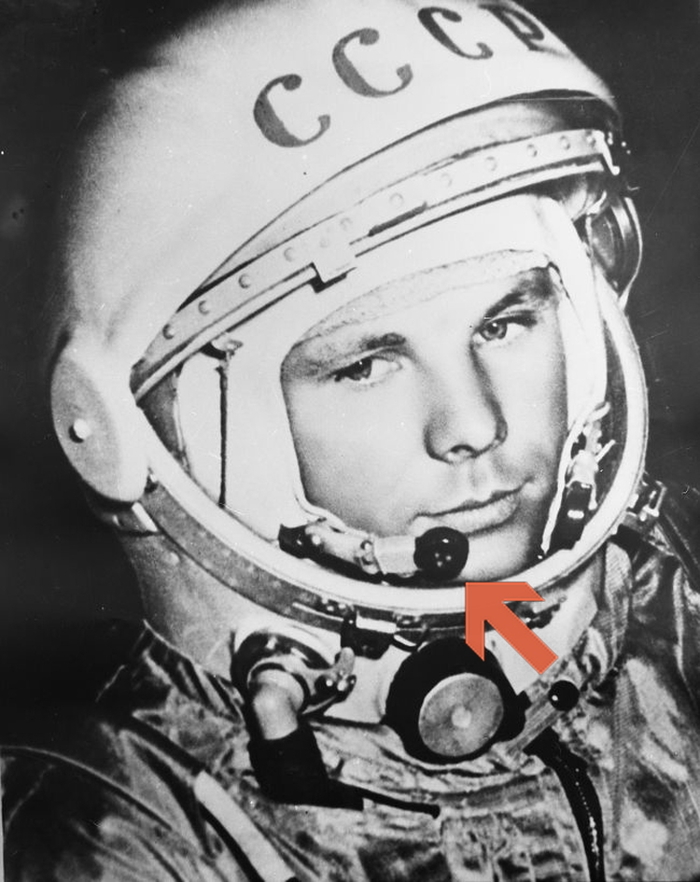 What does Gagarin have near his mouth? - My, Yuri Gagarin, Radiocommunication, , Longpost, The photo, Microphone, Space