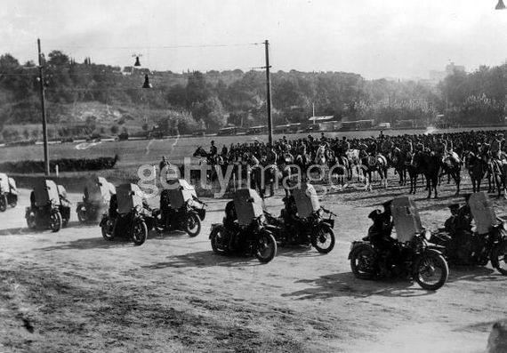 Panzerkleins - Italy, The Second World War, Motorcycles, Bikers, Armored vehicles, Ethiopia, Moto, Motorcyclists