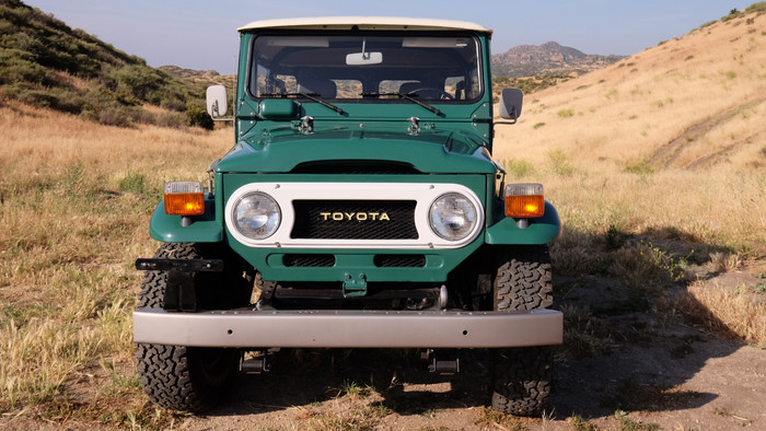 «Абсурдно оригинальный» 40-летний «Крузак» выставили на продажу - Land Cruiser FJ40, Toyota, Длиннопост