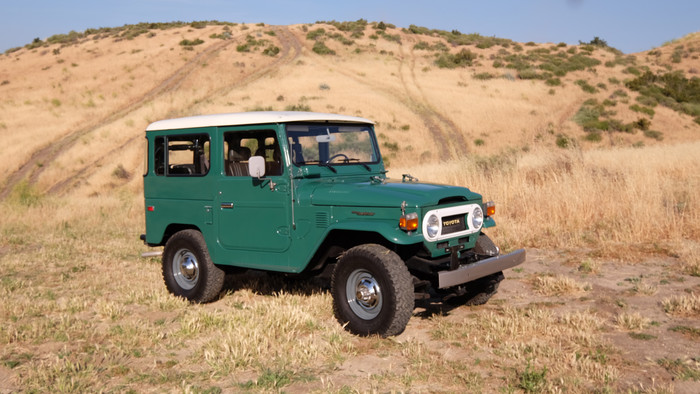   40-     Land Cruiser fj40, Toyota, 