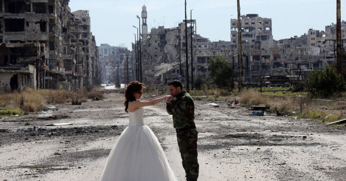 Сирия любви. Российско-сирийский флаг. Сирия любви. Свадебная церемония сирийцев. Сирийская семья.