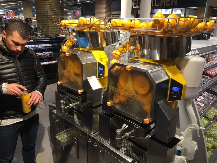 Freshly squeezed juice. Amsterdam - Holland, Amsterdam, Freshly squeezed juice, Juice, Netherlands (Holland)