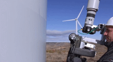 Робот для осмотра лопастей ветряка 