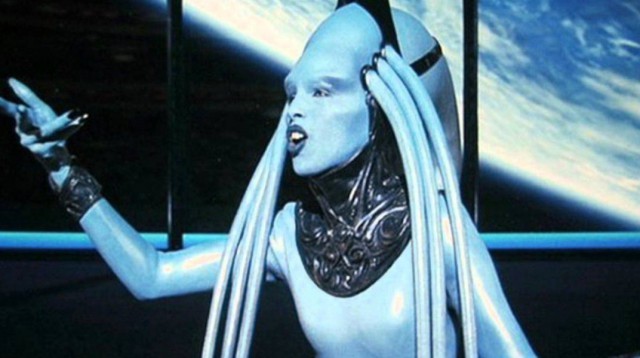 What does the actress who played the role of Diva Plavalaguna in The Fifth Element look like? - Fifth Element, Swimming, Biography, Longpost