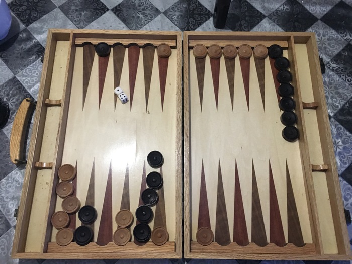 Fans of long backgammon respond!!! - , Backgammon, Dispute