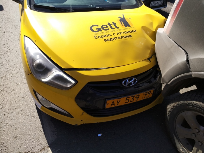 Advertising doesn't lie - My, Taxi, Crash, Advertising