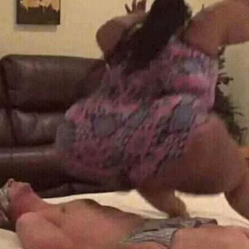   ,    Madonna - Material Girl