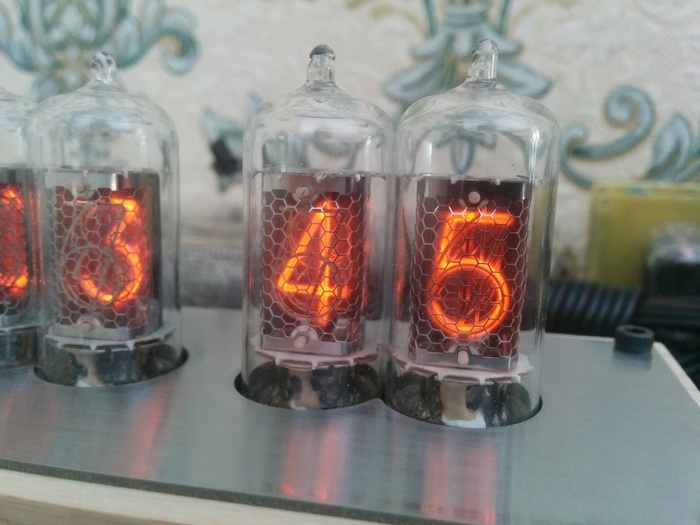 Часы на немецких лампах z573m (z5730m) Nixie clock, Лампа, Никси, Ламповые часы, Длиннопост