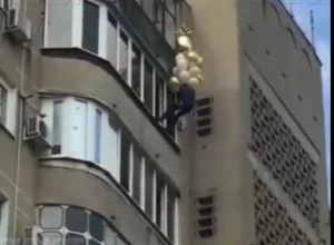 Romance is dead: The guy on the 8th floor didn't congratulate his girlfriend - Congratulation, Industrial alpinism, Romance is dead, Krasnodar