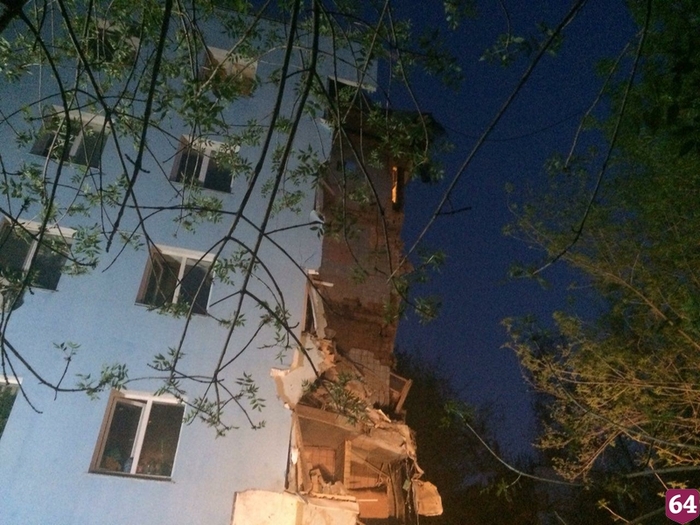 The house that collapsed in Saratov was not considered emergency - My, Collapse, Saratov, , Video, Longpost