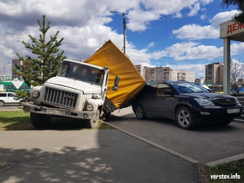 Gently lay down - Crash, Road accident, Magnitogorsk